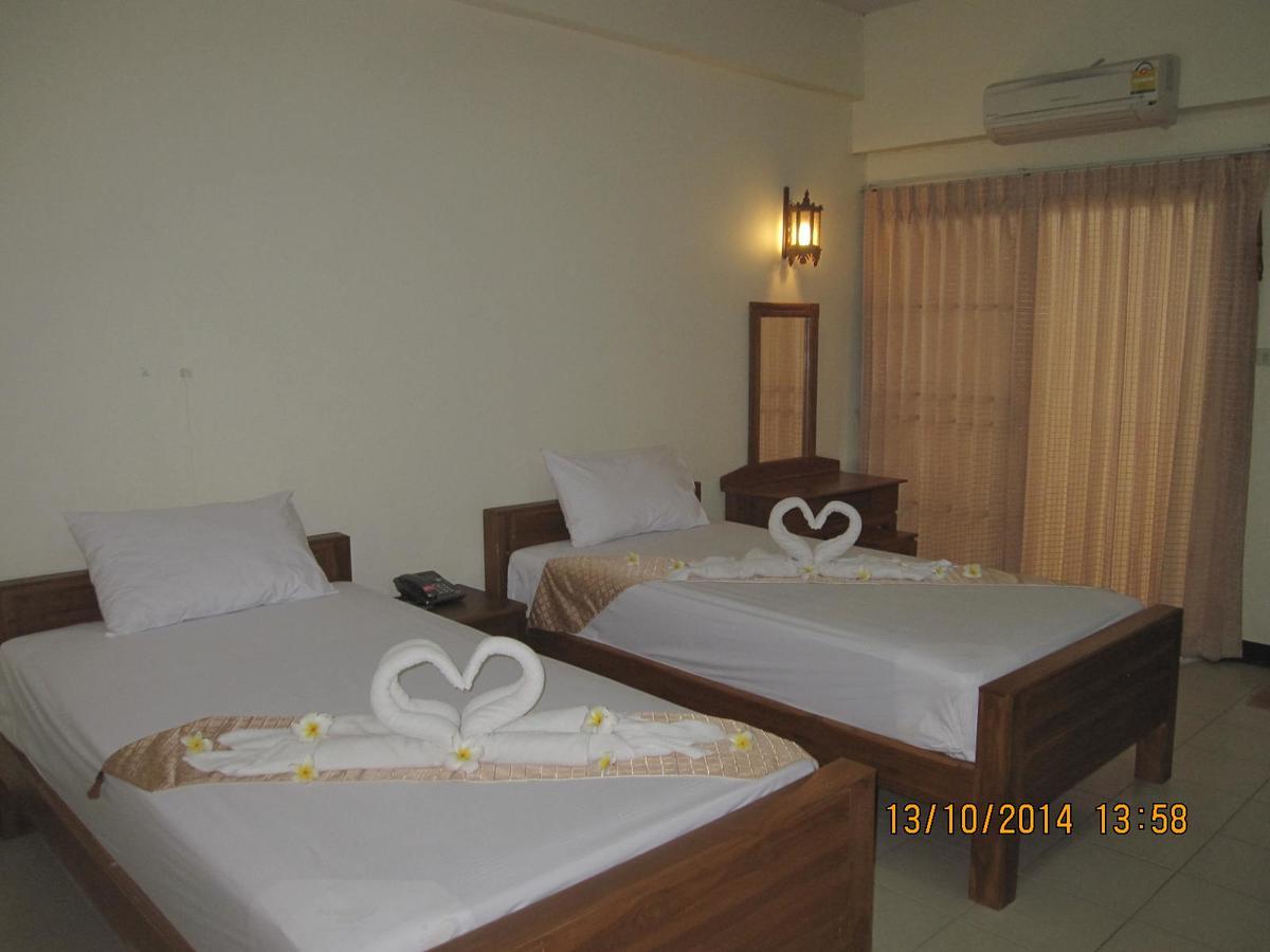 Veerasuda Condotel Ratchaburi Exterior photo