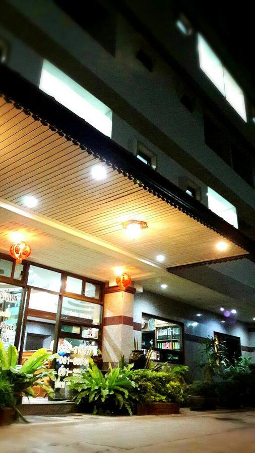 Veerasuda Condotel Ratchaburi Exterior photo